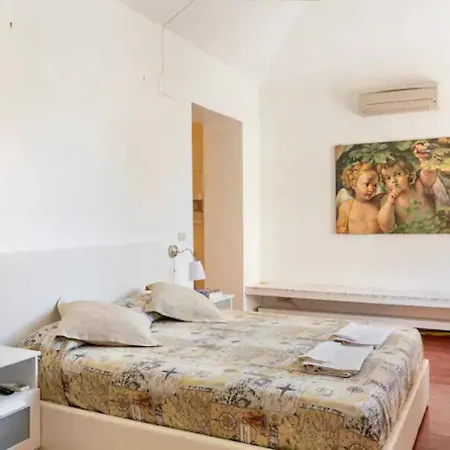 Terrazzo Frattina Apartment Rome