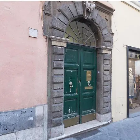 Terrazzo Frattina Apartamento